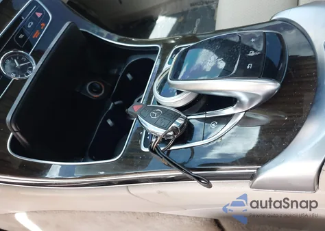 2017 Mercedes-Benz C 300 from USA, damaged, VIN WDDWJ4JB8HF381903